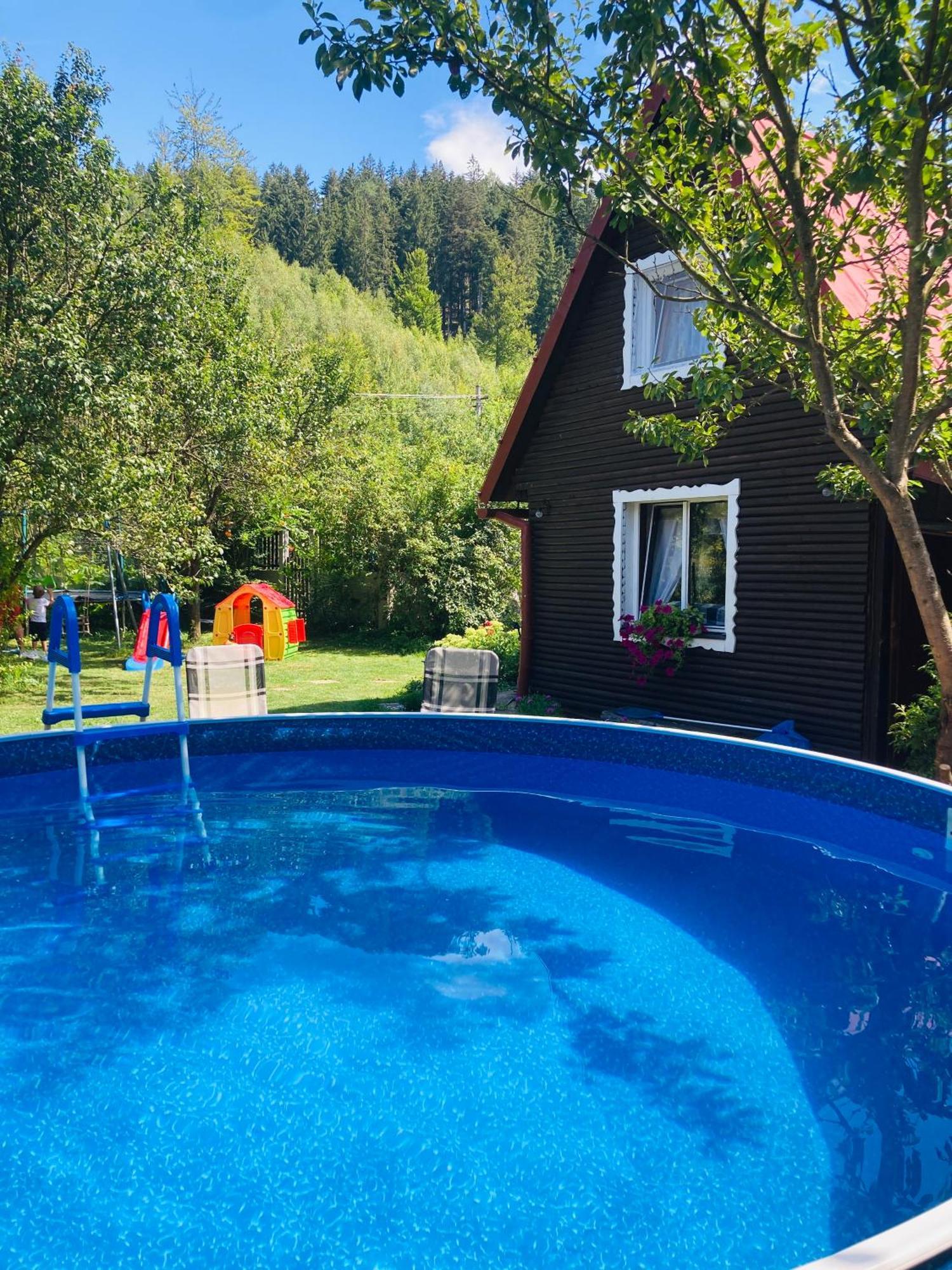 Utulna Chaloupka Na Valassku Valašská Bystřice Exteriör bild